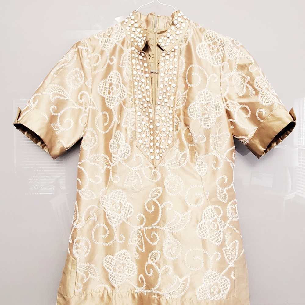 Kay Unger Gold Embroidered Vintage Top Size 8